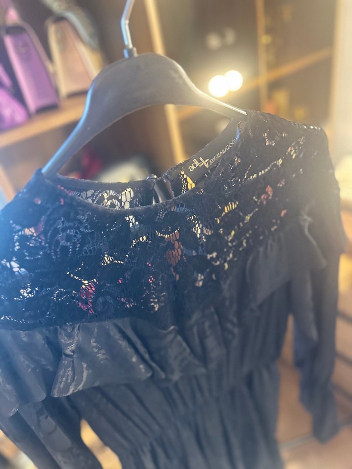 Fırfırlı Siyah Gotik Midi Elbise - Görsel 4