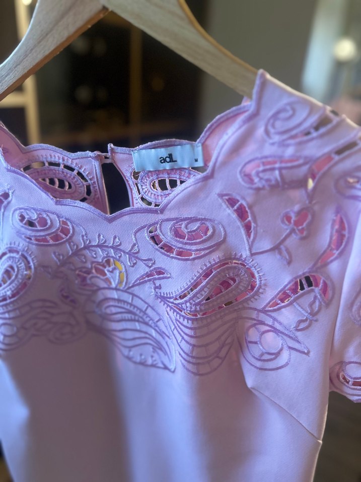 Dantel Detaylı Lila Mini Abiye Elbise - Görsel 4