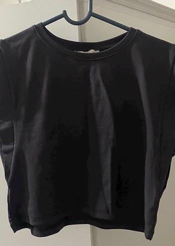 BASIC TSHIRT