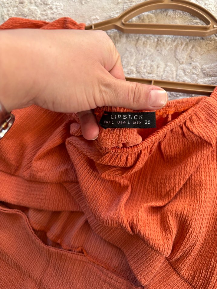 Kısa Kollu Turuncu Kadın Mini Tulum - Görsel 3