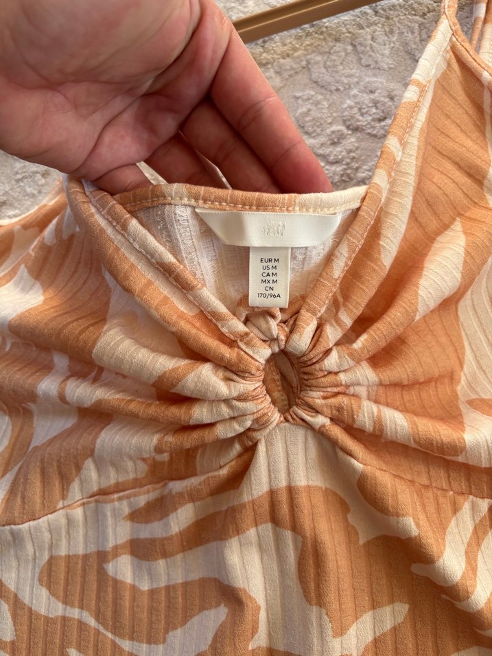 Bej Bağlamalı V Yaka Midi Triko Elbise - Görsel 3