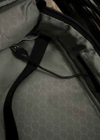 hem iş hem okul ve seyahatlerde kullanılan bilen sırt çantas - Görsel 6