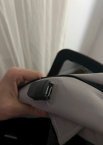 hem iş hem okul ve seyahatlerde kullanılan bilen sırt çantas - Görsel 5