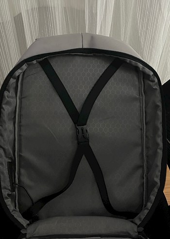 hem iş hem okul ve seyahatlerde kullanılan bilen sırt çantas - Görsel 3