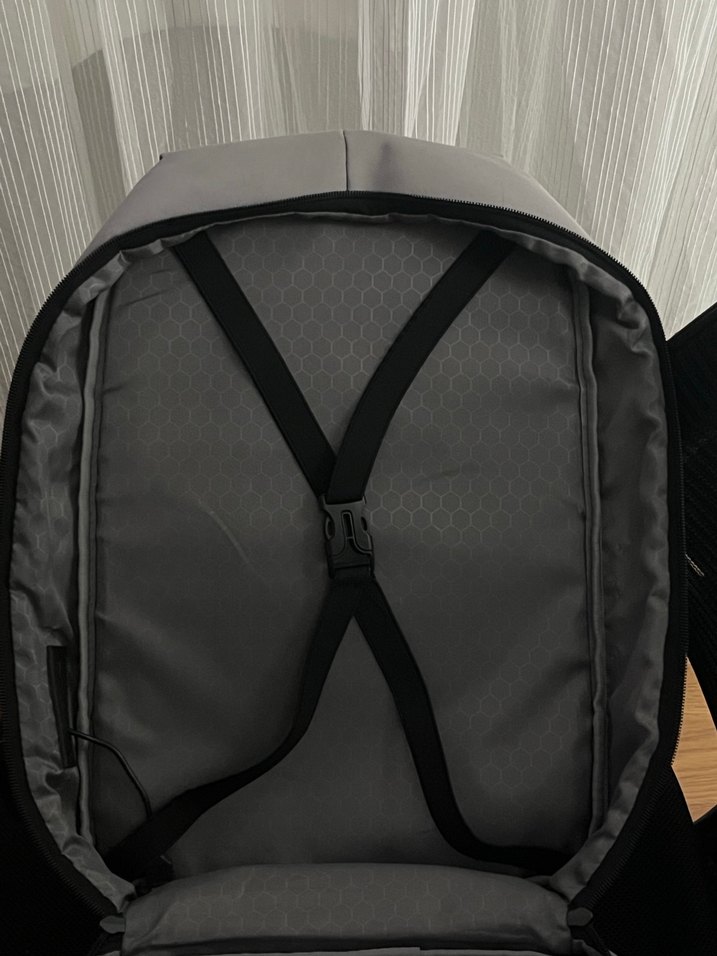 hem iş hem okul ve seyahatlerde kullanılan bilen sırt çantas - Görsel 3