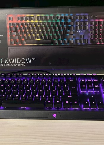 RAZER BLACKWIDOW V3 GREEN SWITCH - Görsel 2