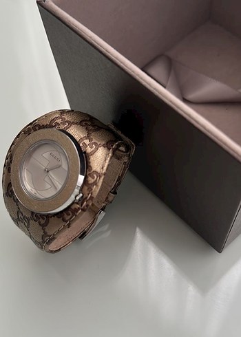 Gucci Bej Gucci Kadın Saat