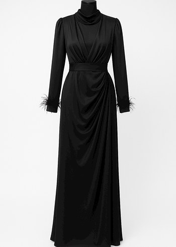 Uzun Siyah Drapeli Gotik Elbise