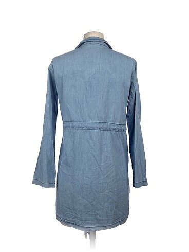 m Beden PreLoved Gömlek %70 İndirimli.