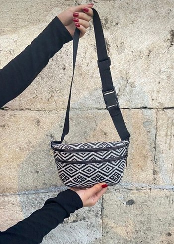Kadın Gri Zebra Desenli Bel Çantası