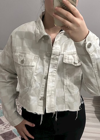 Beyaz Kareli Düğmeli Kadın Kot Ceket - Görsel 2