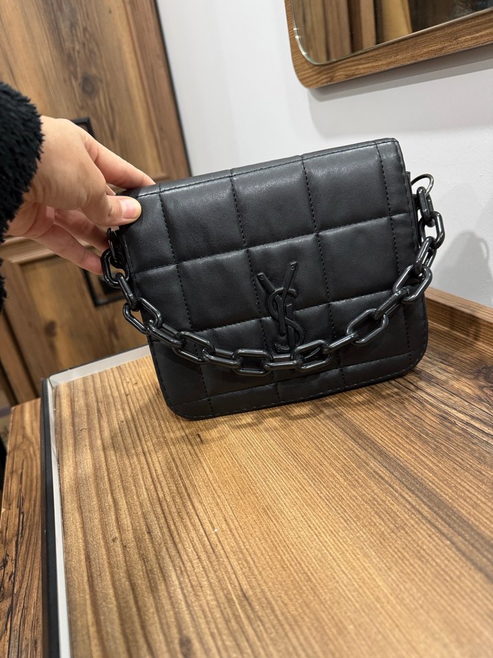 Zincir Detaylı Siyah Deri Kadın Çanta - Görsel 3