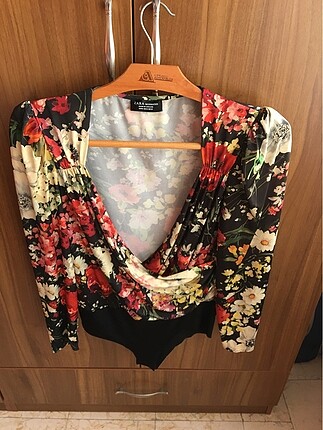 Zara Body Bluz