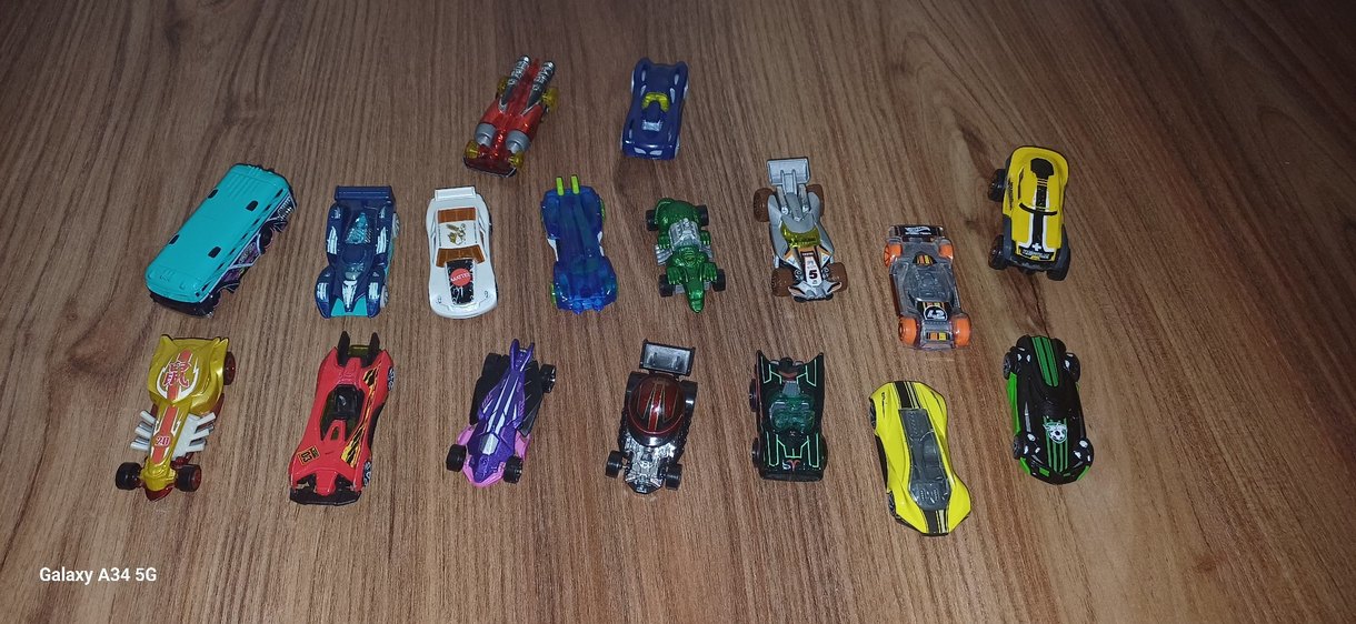 Hotwels arabalar Renkli Mini Oyuncak Arabalar Seti - Görsel 3