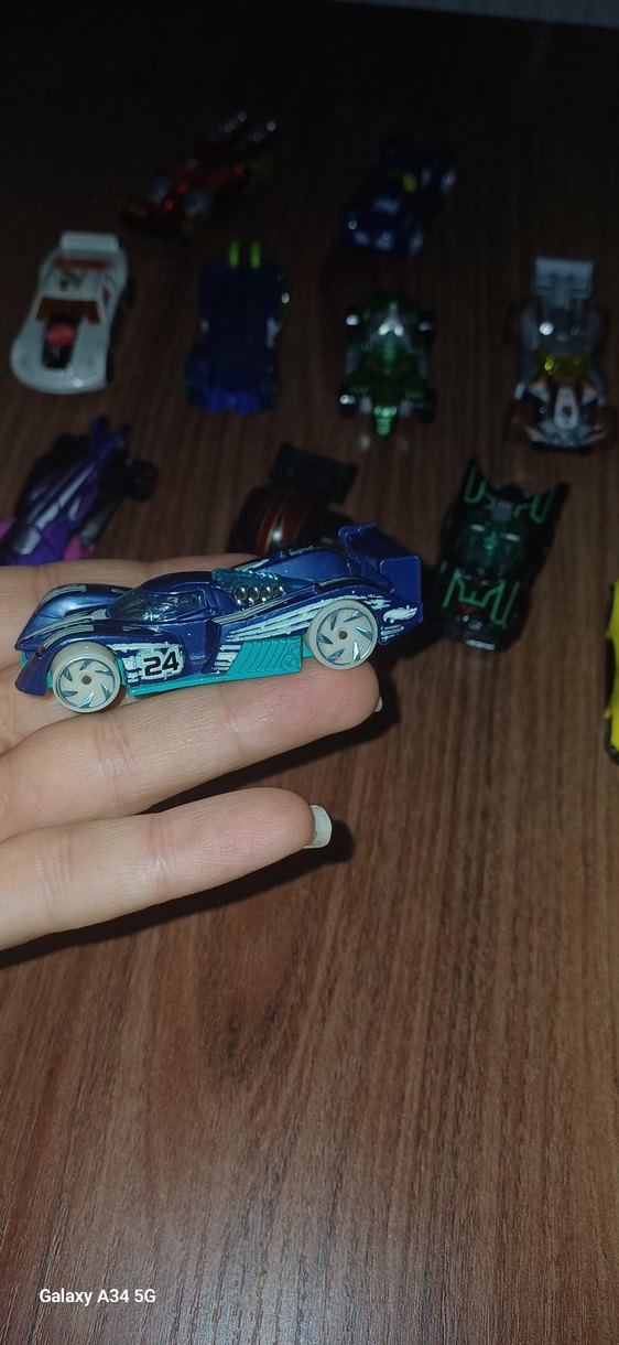 Hotwels arabalar Renkli Mini Oyuncak Arabalar Seti - Görsel 5