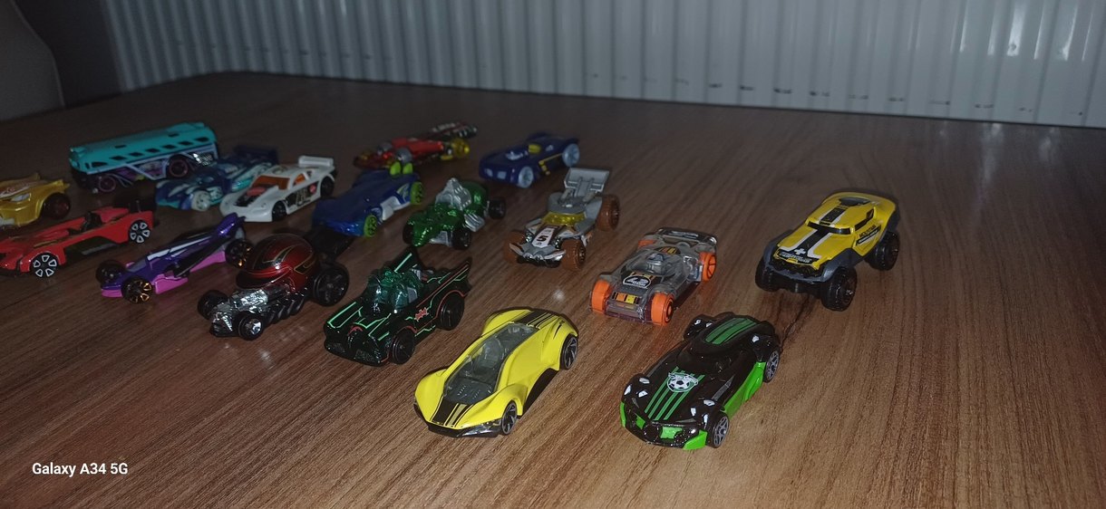 Hotwels arabalar Renkli Mini Oyuncak Arabalar Seti - Görsel 2