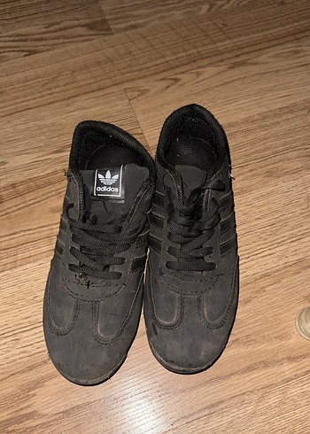 Adidas 36