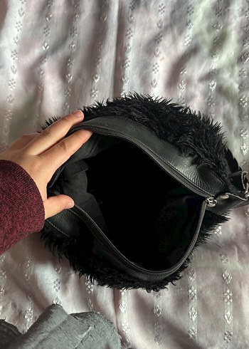 Siyah Süet Kürklü Kadın Çanta - Görsel 2