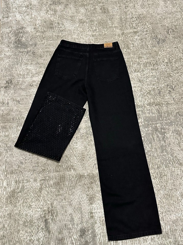 Kadın Siyah Payetli Desenli Kot Pantolon - Görsel 3