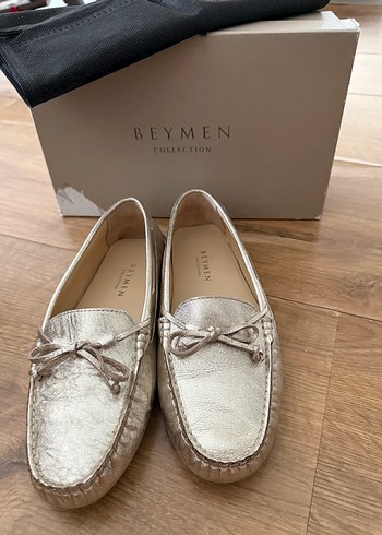 Beymen Gold Deri Tokalı Kadın Babet