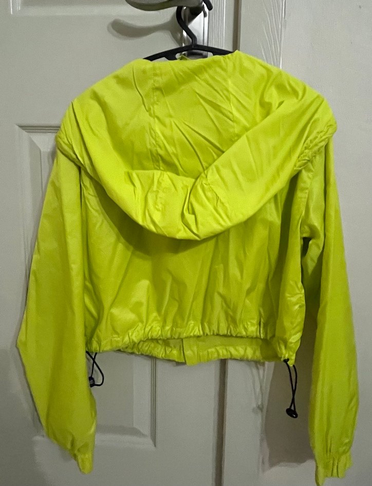 Bershka Yeşil Renk Fermuarlı Kadın Yağmurluk - Görsel 4