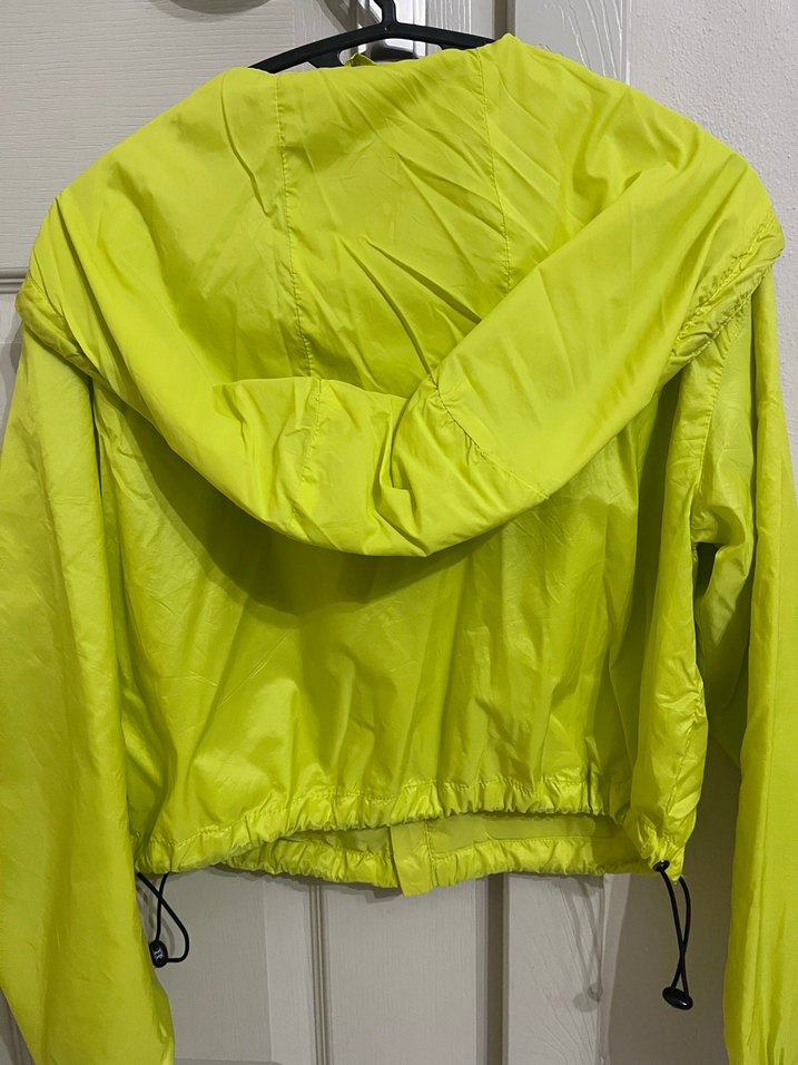 Bershka Yeşil Renk Fermuarlı Kadın Yağmurluk - Görsel 5