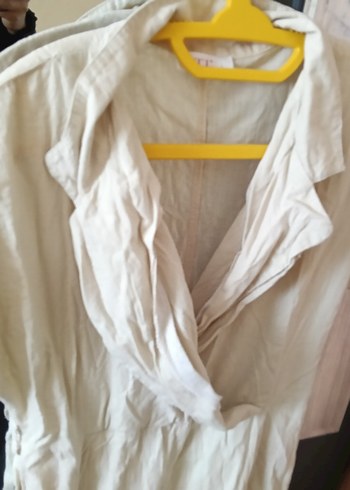 Gri V Yaka Kısa Kollu Keten Tulum - Görsel 3