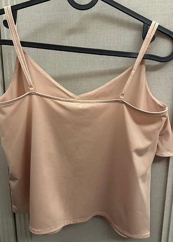 xs Beden H&M marka, V Yaka Kolsuz Fırfırlı Kadın Bluz