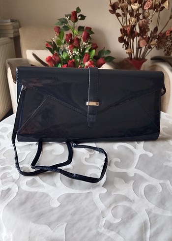 Parlak Siyah Kadın Deri Clutch Çanta