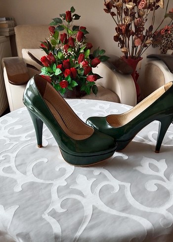 Parlak Yeşil Stiletto Topuklu Kadın Ayakkabı