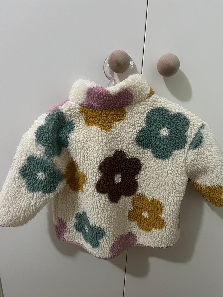 Çiçek Desenli Bebek Peluş Ceket - Görsel 2