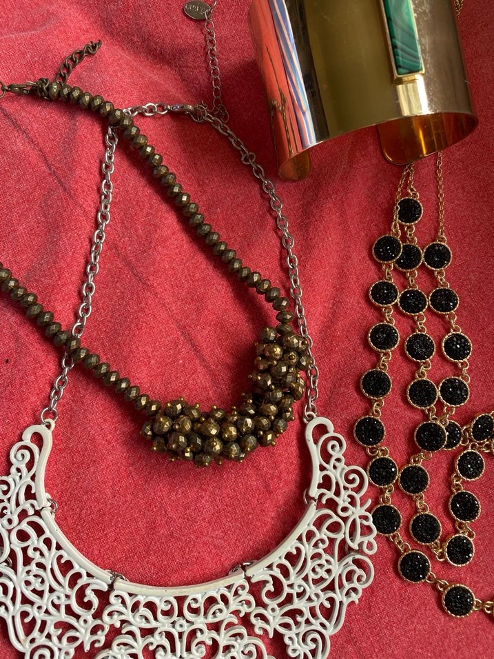 3 Adet Şık Kolye ve Bileklik - Görsel 3