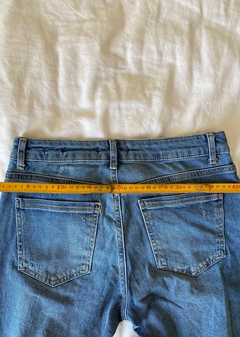 Düşük Bel Yırtık Jean - Görsel 7