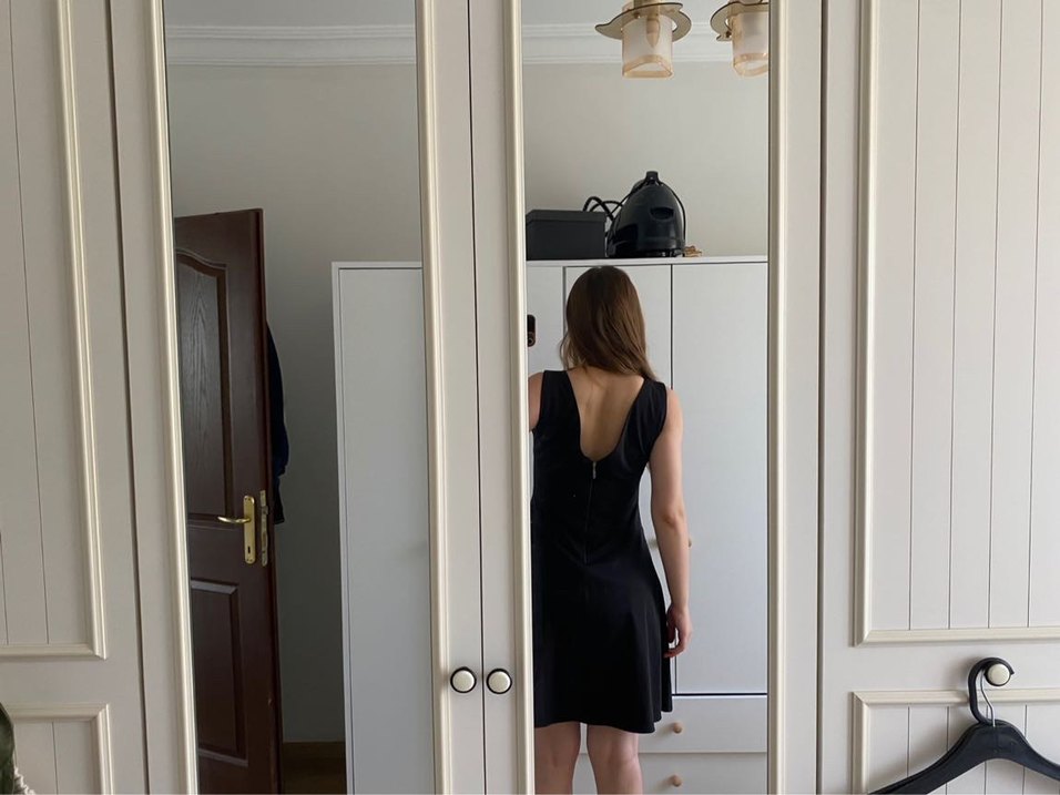 Siyah elbise 

Hiç kullanılmadı 
Etiketsiz 

M/L bedene uygundur - Görsel 4