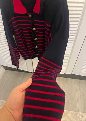 m Beden Kırmızı Çizgili Düğmeli Kadın Hırka