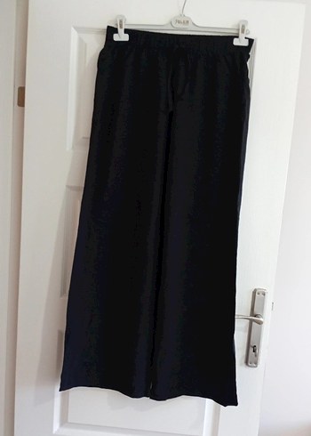 Siyah Midi Kadın Salaş Kumaş Pantolon - Görsel 2