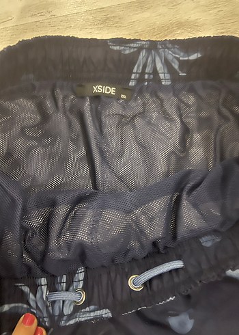 Erkek Lacivert Mini Desenli Plaj Şortu - Görsel 2