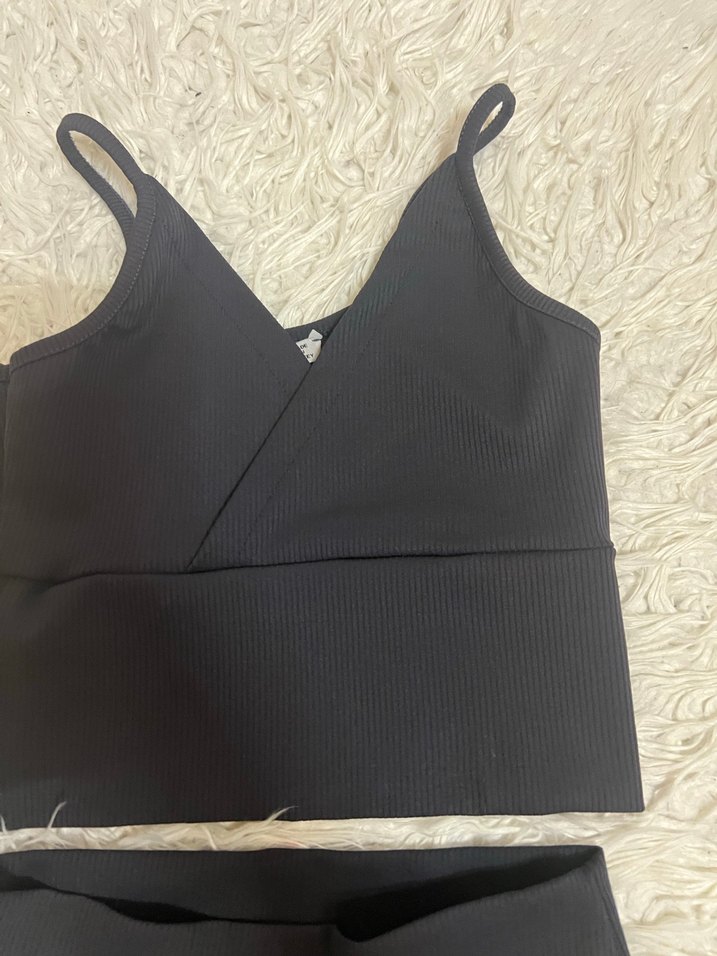 Siyah V Yaka İnce Askılı Spor Büstiyer tayt takım - Görsel 3