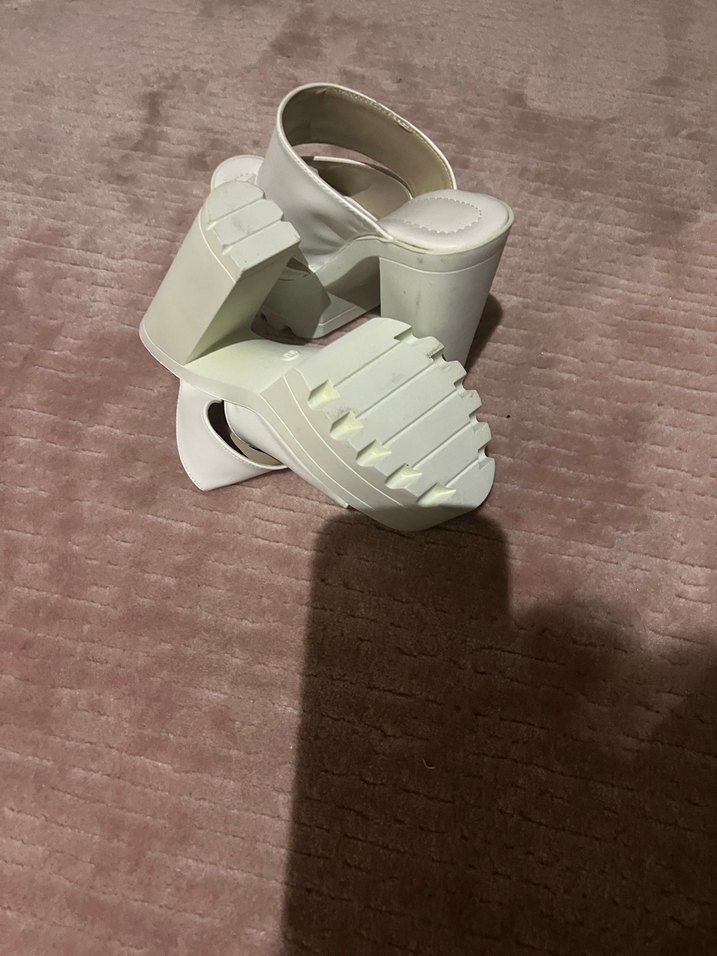 Beyaz Platform Topuklu Kadın Terlik - Görsel 3