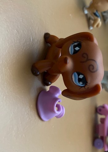 Pastel Kahverengi Köpek Figürü
