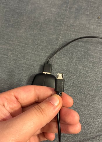 Gri Telefon Şarj Adaptörü - Görsel 2