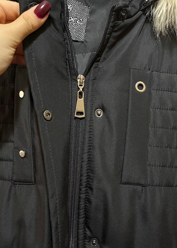 Siyah Kürklü Uzun Kadın Kışlık Mont - Görsel 7