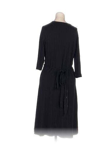 m Beden PreLoved Günlük Elbise %70 İndirimli.