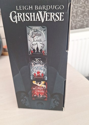 Beden Renk Leigh Bardugo Kutulu Set 3 Kitap