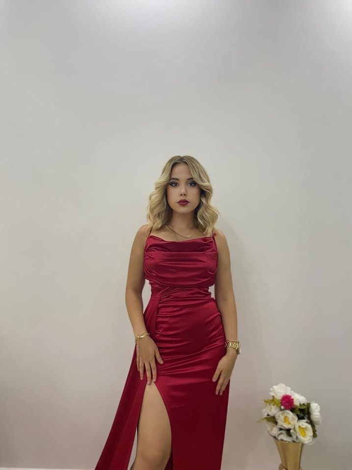 Kırmızı Drapeli Uzun Gece Elbisesi - Görsel 2
