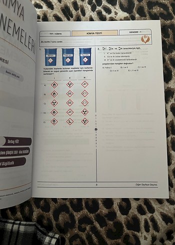 İçi bomboş TYT Kimya Branş Denemeleri 40x7 Soru Kitabı - Görsel 2