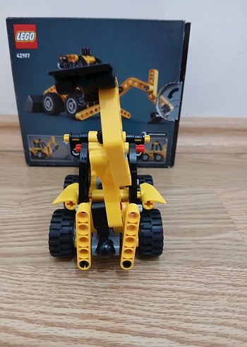 LEGO Technic Sarı Kepçe - Görsel 3