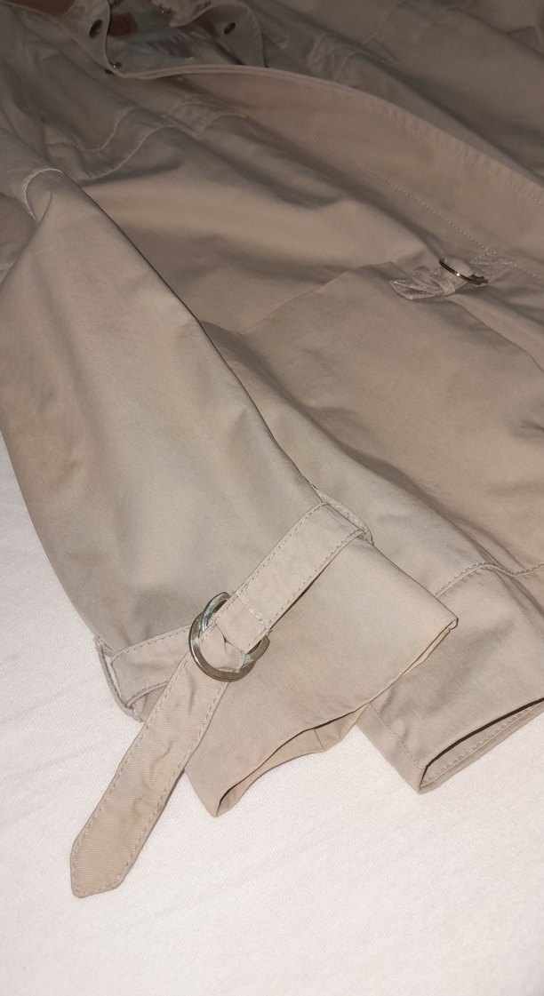 Düğmeli Bej Kadın Trençkot - Görsel 3