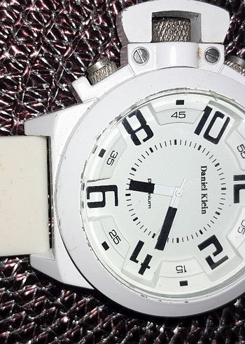 Beyaz Minimalist Erkek Kol Saati - Görsel 4