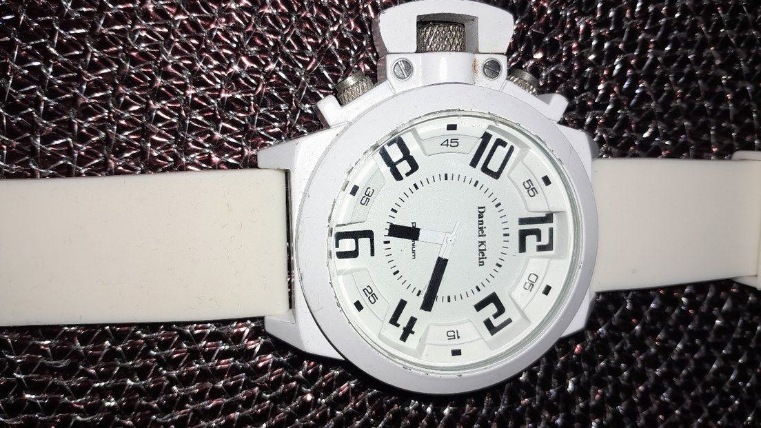 Beyaz Minimalist Erkek Kol Saati - Görsel 4